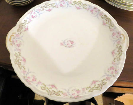 Schleiger 853a Handled Cake Plate
