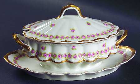 Schleiger 873a Gravy Boat w/Attached Underplate & Lid