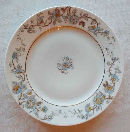 Schleiger 944 Dinner Plate