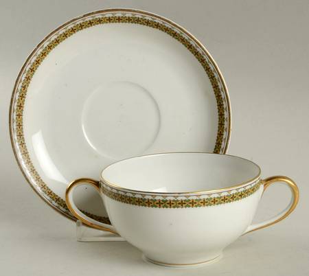 Schleiger 997 Flat Bouillon Cup & Saucer