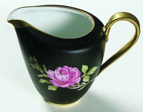 Black Beauty Mini Creamer