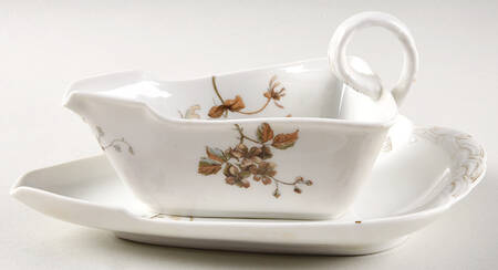 Schleiger 1154i Gravy Boat & Underplate