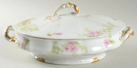 Schleiger 1235 Oval Covered Vegetable