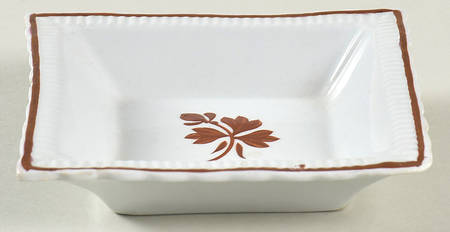 Tea Leaf Nut Dish by Henry Burgess