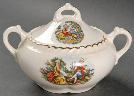 HAR86 Sugar Bowl & Lid
