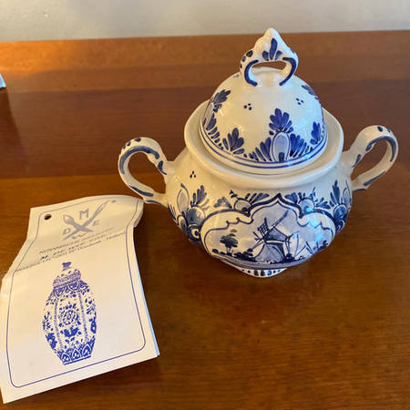 Delfts Blue Sugar Bowl & Lid