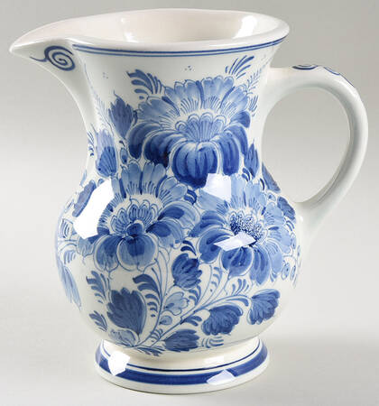 Delfts Blue 28 Oz Pitcher