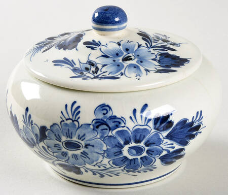 Delfts Blue 3" Round Box & Lid