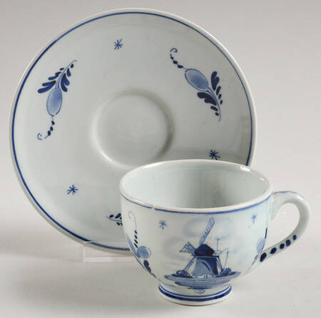 Delfts Blue Demitasse Cup & Saucer Set