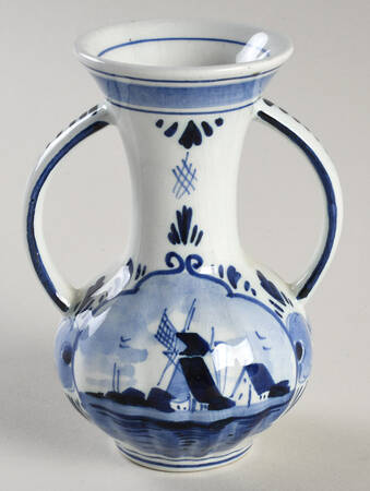 Delfts Blue 4" Bud Vase