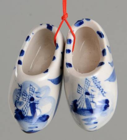 Delfts Blue Miniature Pair of Shoes Ornament