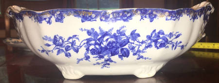 Millais Blue Oval Vegetable No Lid