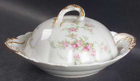 Schleiger 151-1 Round Covered Butter with Strainer