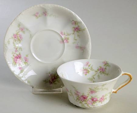 Schleiger 151-1 Oversized Cup & Saucer Set