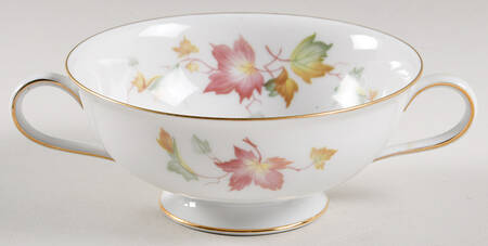 HUT935 Footed Cream Soup Bowl