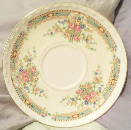 HLC3004 Saucer