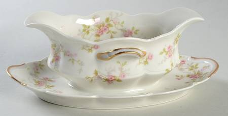 Schleiger 321-1 Gravy Boat with Attached Underplate