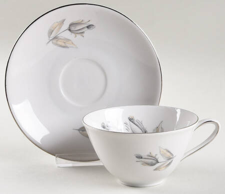 Nocturne Flat Cup & Saucer Set