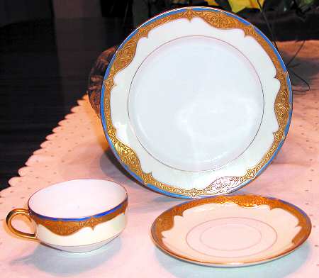 Peeress Flat Cup & Saucer Set