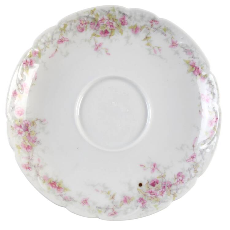 H1601 Saucer