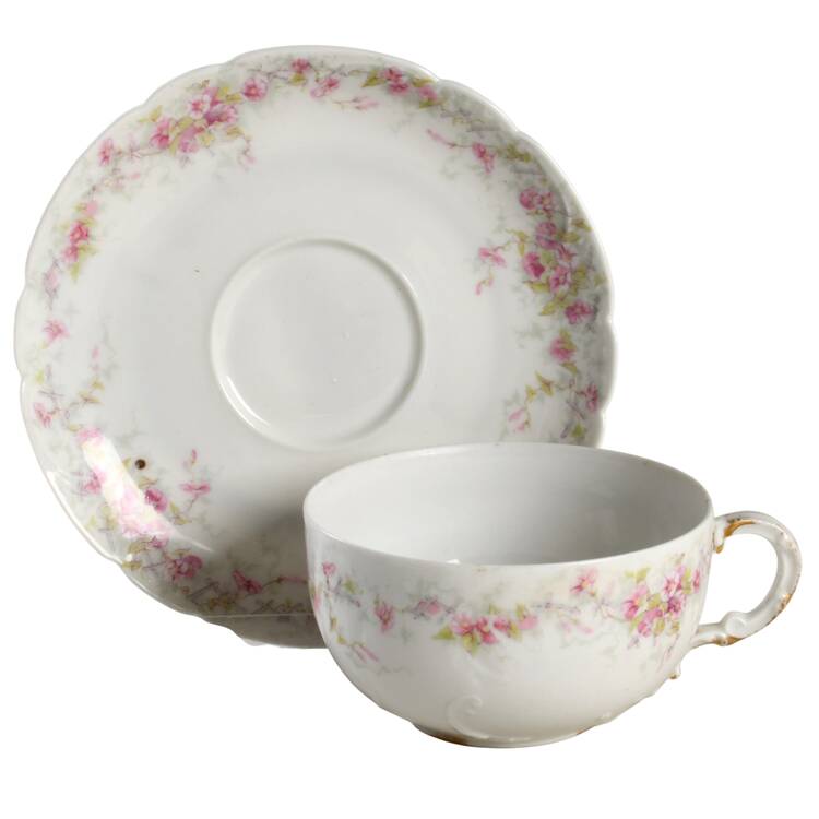 H1601 Flat Cup & Saucer Set