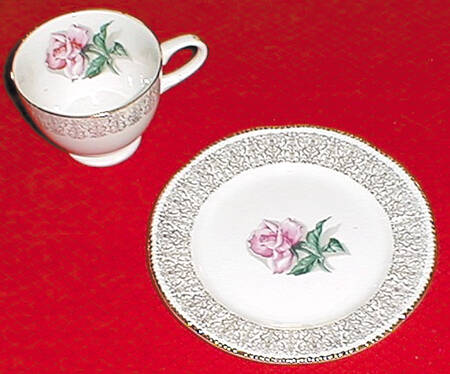 HLC2133 Footed Cup