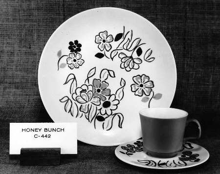 Honey Bunch by Homer Laughlin 