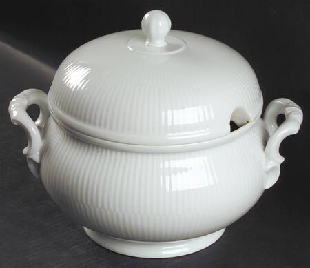 HC703 Tureen &  Lid