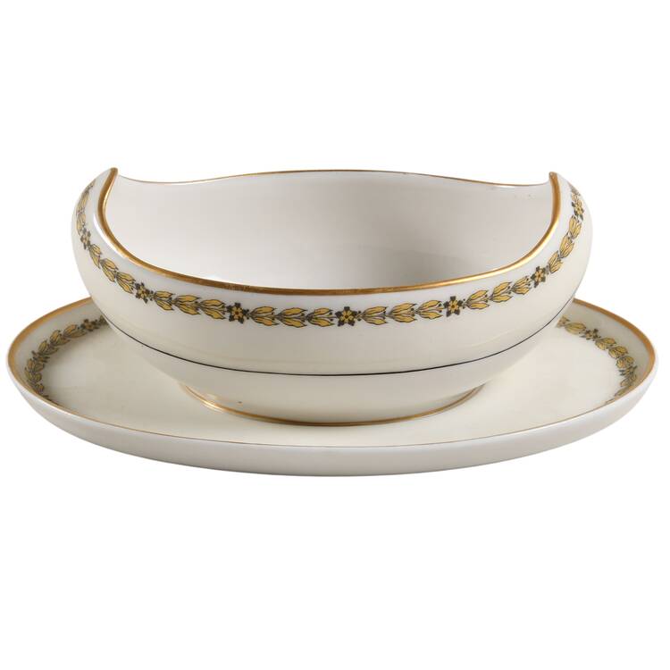Schleiger 563-1 Gravy Boat with Attached Underplate