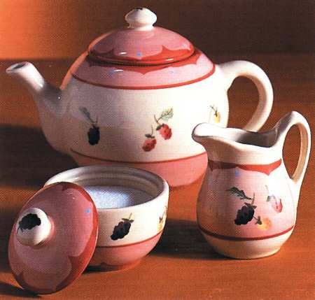 Blackberry Bramble Teapot & Lid