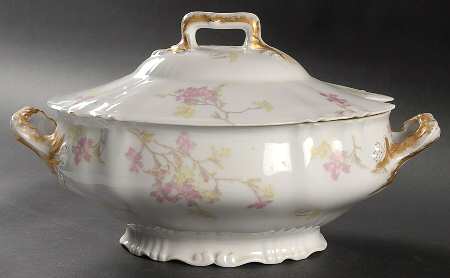 H1671 Oval Tureen & Lid