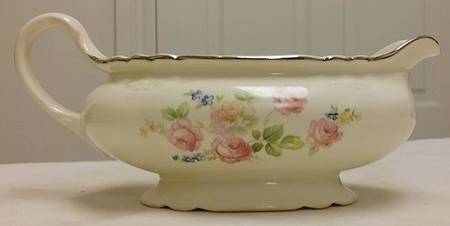 HLC3076 Gravy Boat