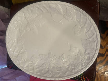 Courtyard 14" Oval Serving Platter