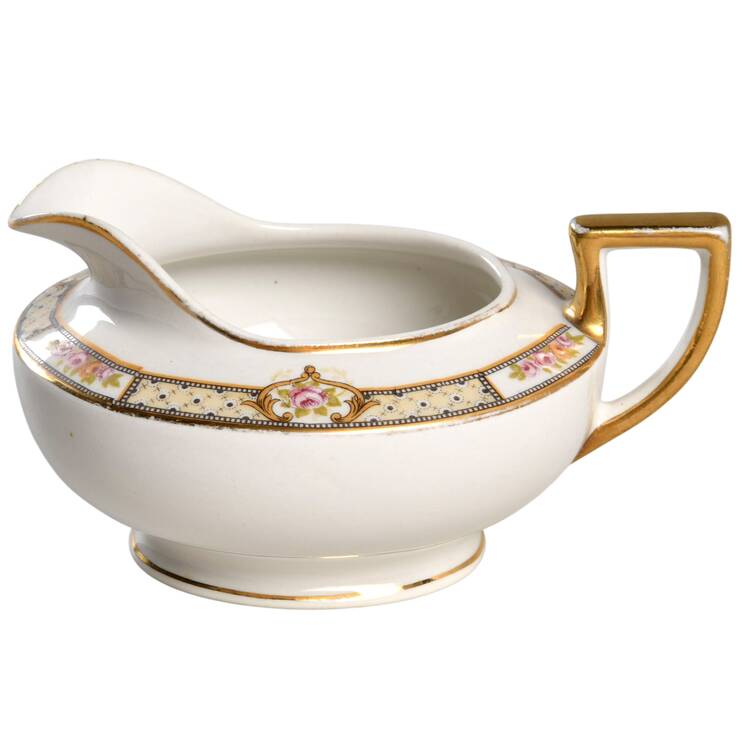 Rose and Lattice (Kwaker) Creamer