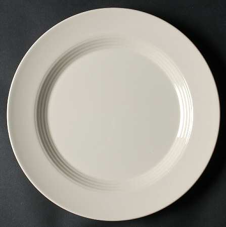 Harlequin White (Tablefair Shape) by Homer Laughlin 