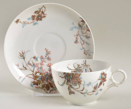 Schleiger 1152-9 Flat Cup & Saucer Set