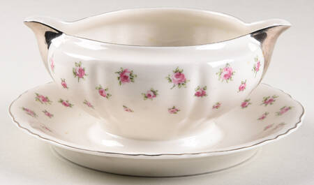 H1705 Gravy Boat with Attached Underplate