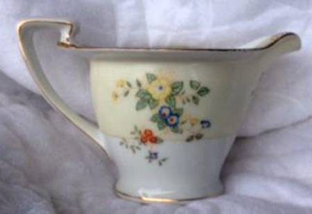 HIR37 Creamer