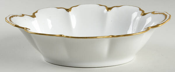 H1768 9" Oval Vegetable Bowl