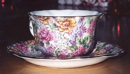 4131 Flat Cup & Saucer Set