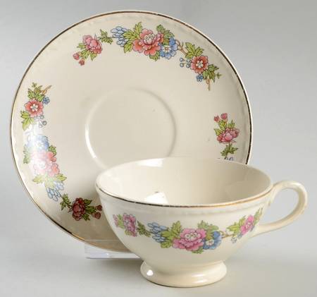 Bristol Footed Cup & Saucer Set