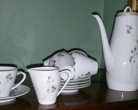 31363 Flat Cup & Saucer Set
