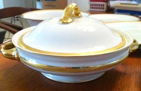 HC723 Round Covered Vegetable