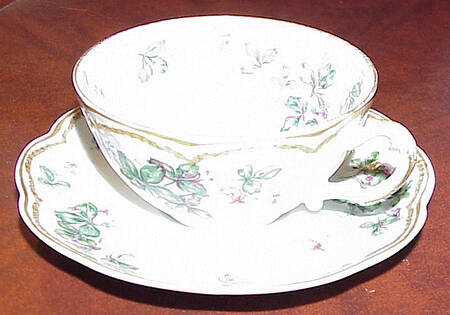 Schleiger 908-1 Flat Cup & Saucer Set