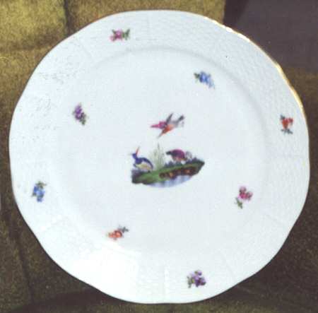 HER31 Dinner Plate