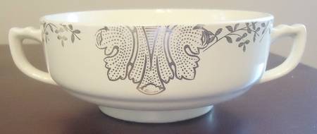 HLC1519 Footed Cream Soup Bowl