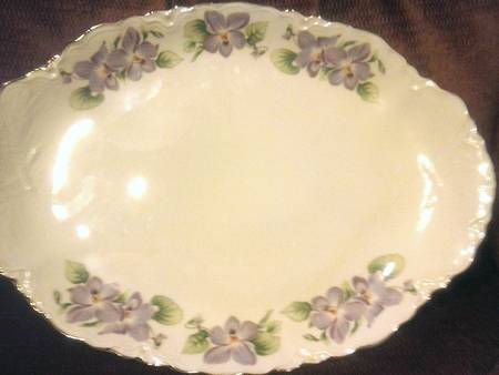 HUT1134 15" Oval Serving Platter