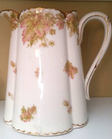 Schleiger 930-1 Pitcher
