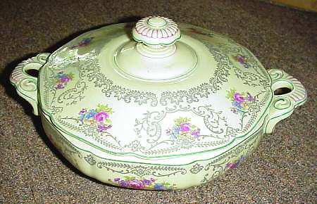 HC733 Round Covered Vegetable