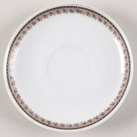 HC735 Saucer